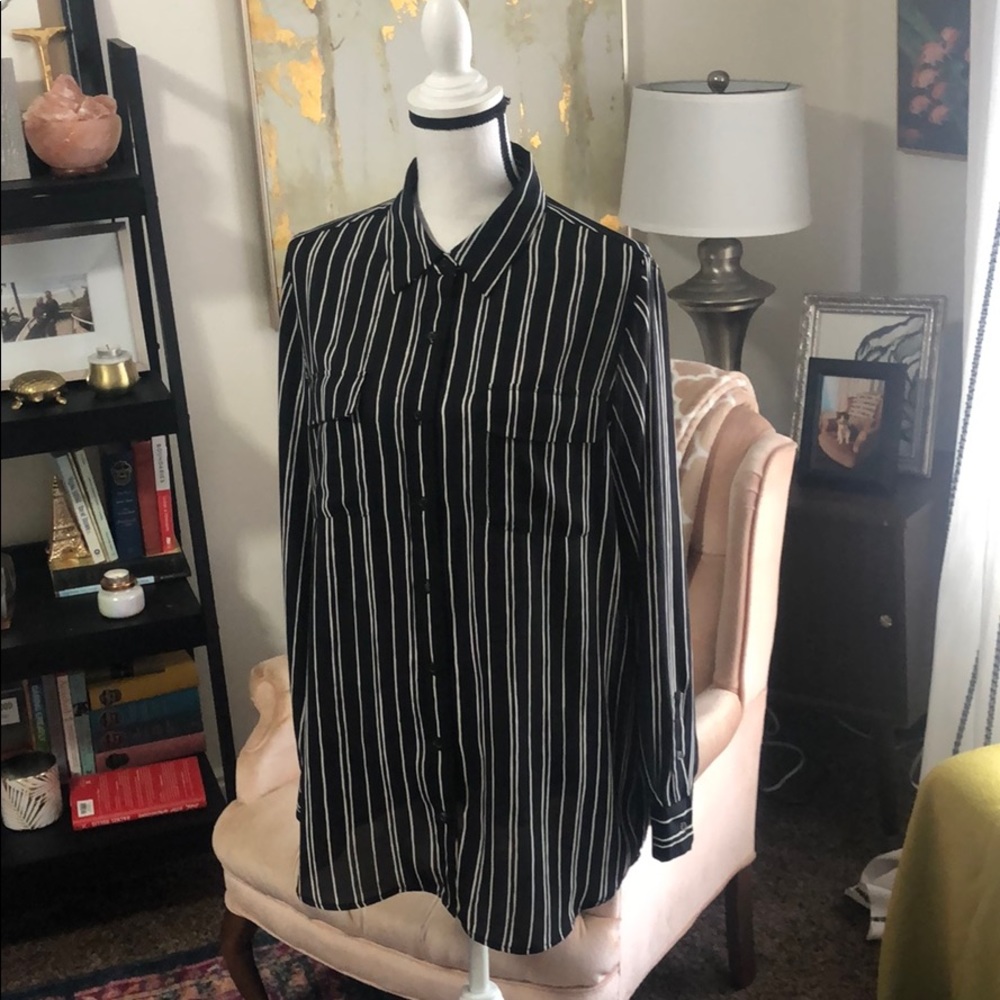 NEW Who What Wear blouse